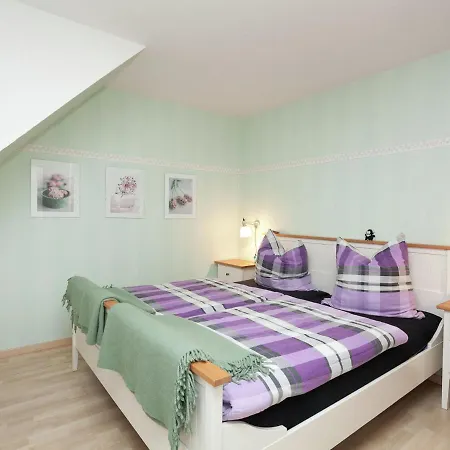 Beautiful Apartment In Schlettau With Sauna Lejlighed *